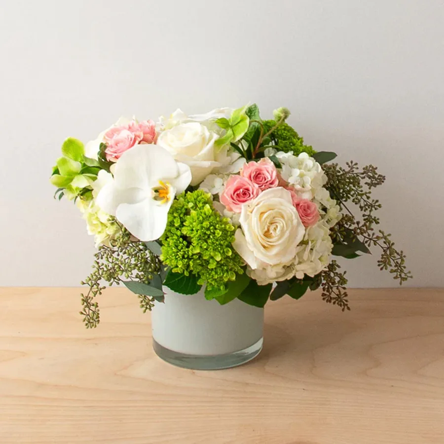 fbnyc-scotts-flowers-charityin-bloom Scott's Flowers Charity in Bloom flower bouquet