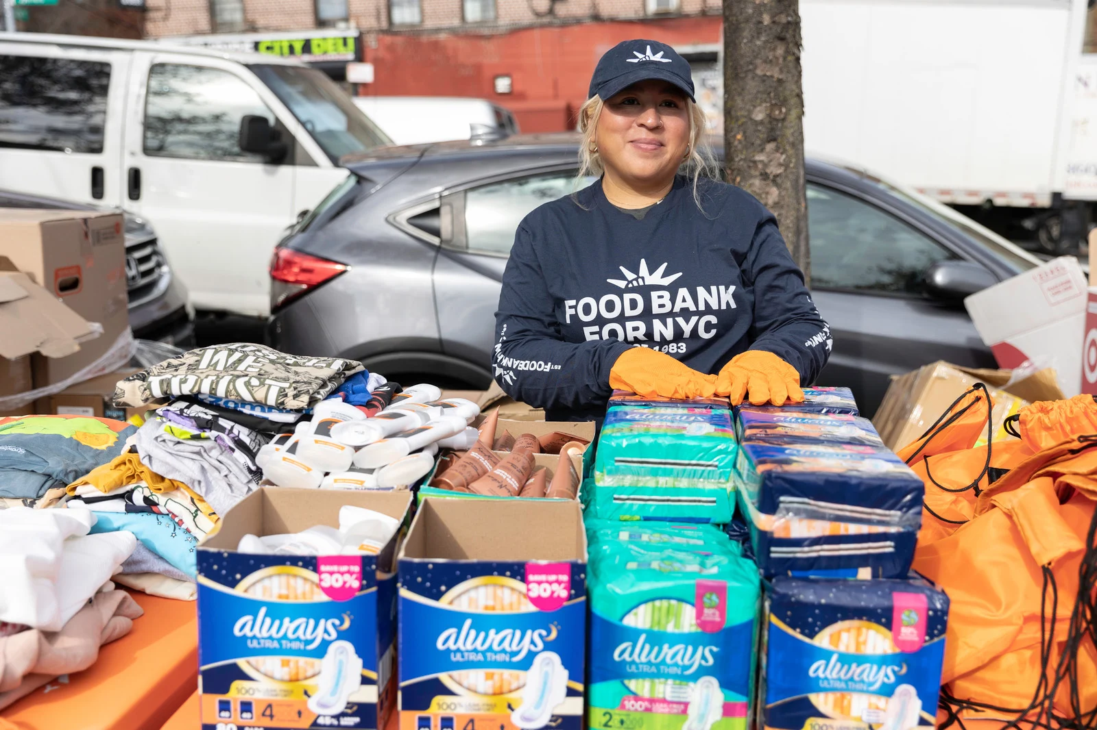 fbnyc-melissa-stand-period-products